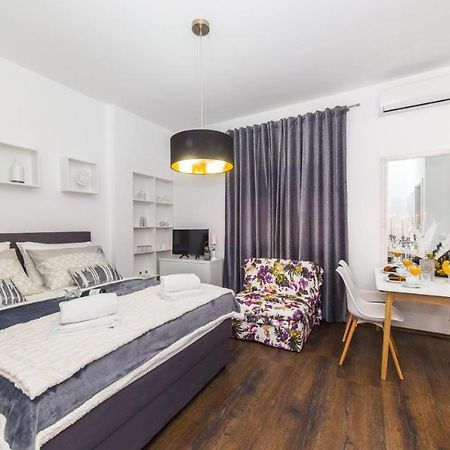 Ipm Apartments Kastela Bagian luar foto