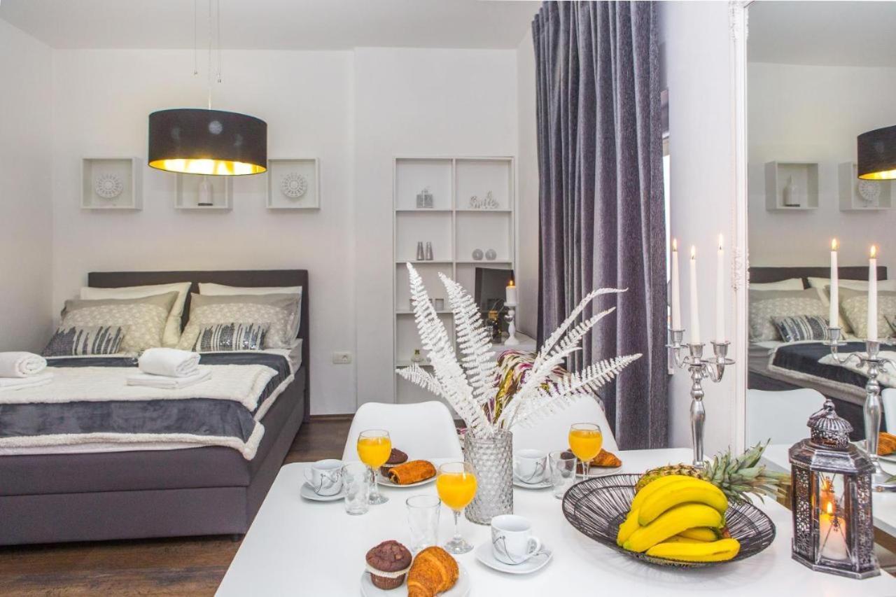 Ipm Apartments Kastela Bagian luar foto
